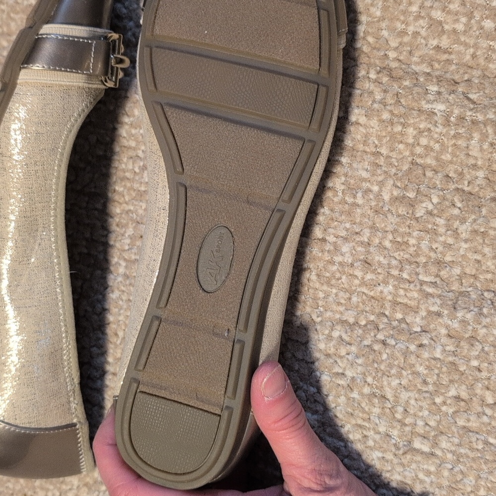 AK Sport Metallic Flats with Chain Detail - Picture 3 of 4